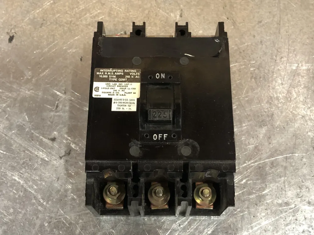 225 Amp, 3 Pole, 600 volts Circuit Breaker Q2M3225MT