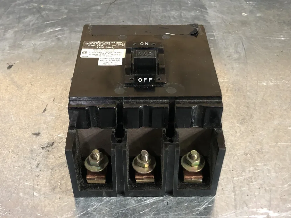 225 Amp, 3 Pole, 600 volts Circuit Breaker Q2M3225MT