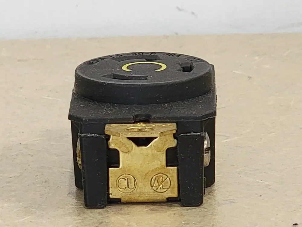 30 Amp 125 Volts Twist Lock Receptacle L530-R
