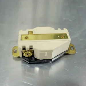 30 Amp Twist-Lock Receptacle HBL2620