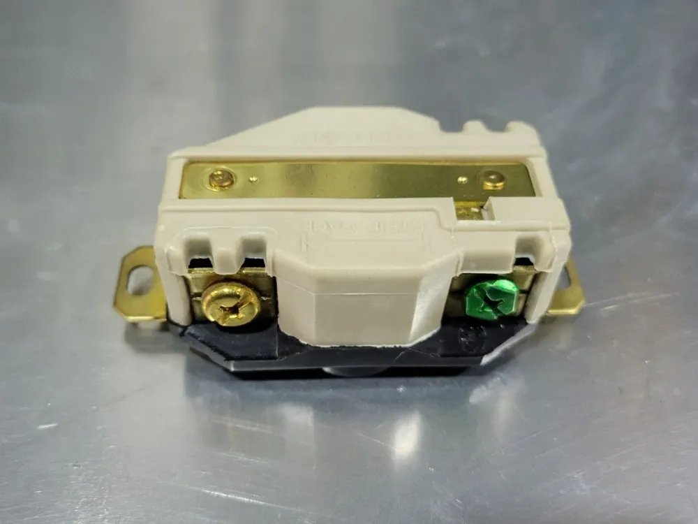30 Amp Twist-Lock Receptacle HBL2620 voor Kantoor en Thuis