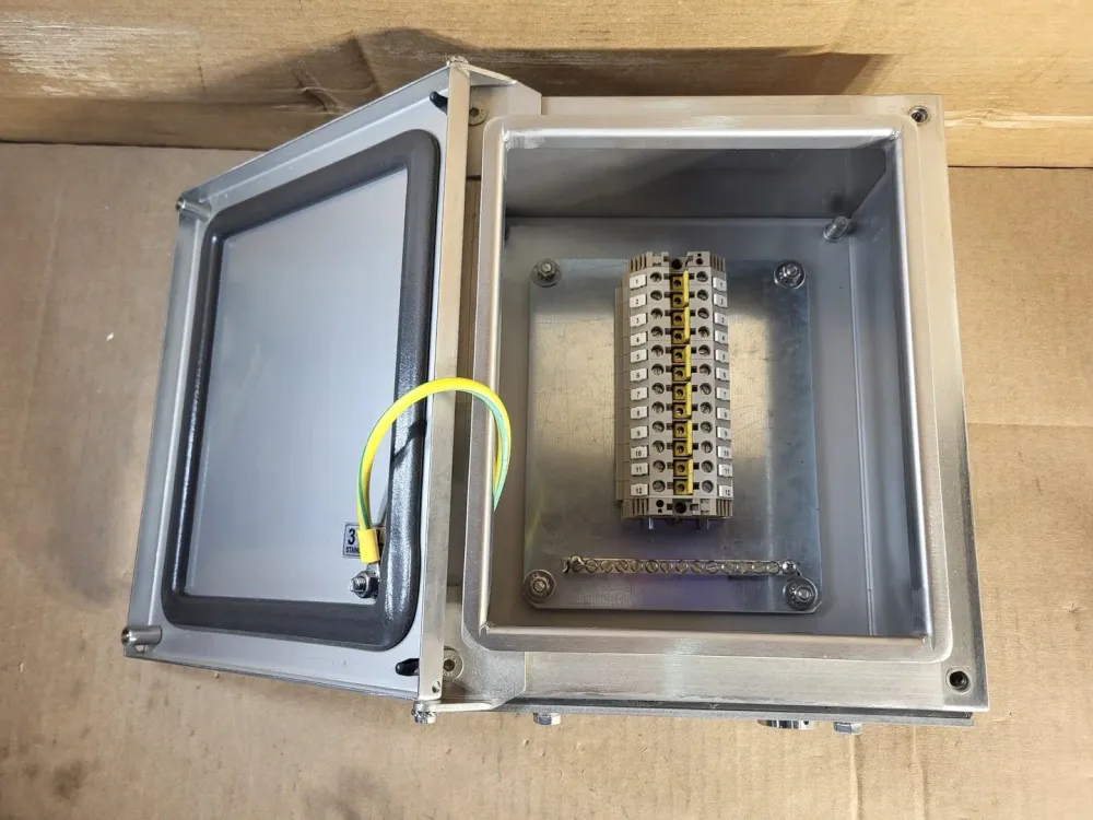 JBES Series Junction Box SJB2622151P.Z125, 260X220X150mm