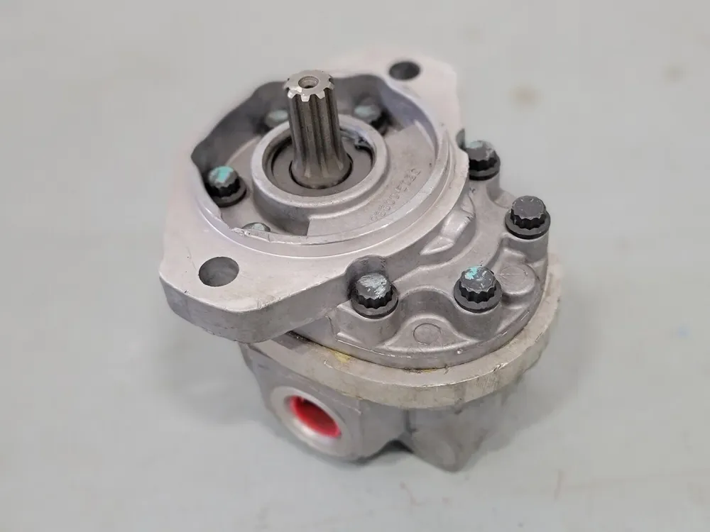 Hydraulic Gear Pump 26703-DAH, B110824JG