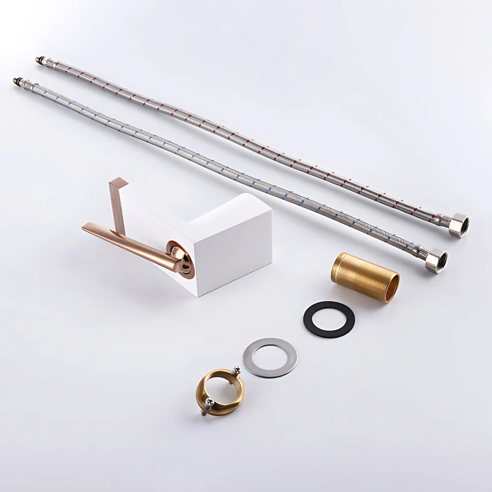 Wandmontage Contemporary Deck Mounted Metalen Roman Tub Faucet Low Arc Roman Tub Faucet Set Chrome