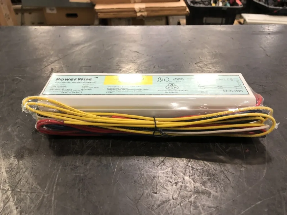 120 Volts 2 Lamps Electronic Magnetic Ballast 82412