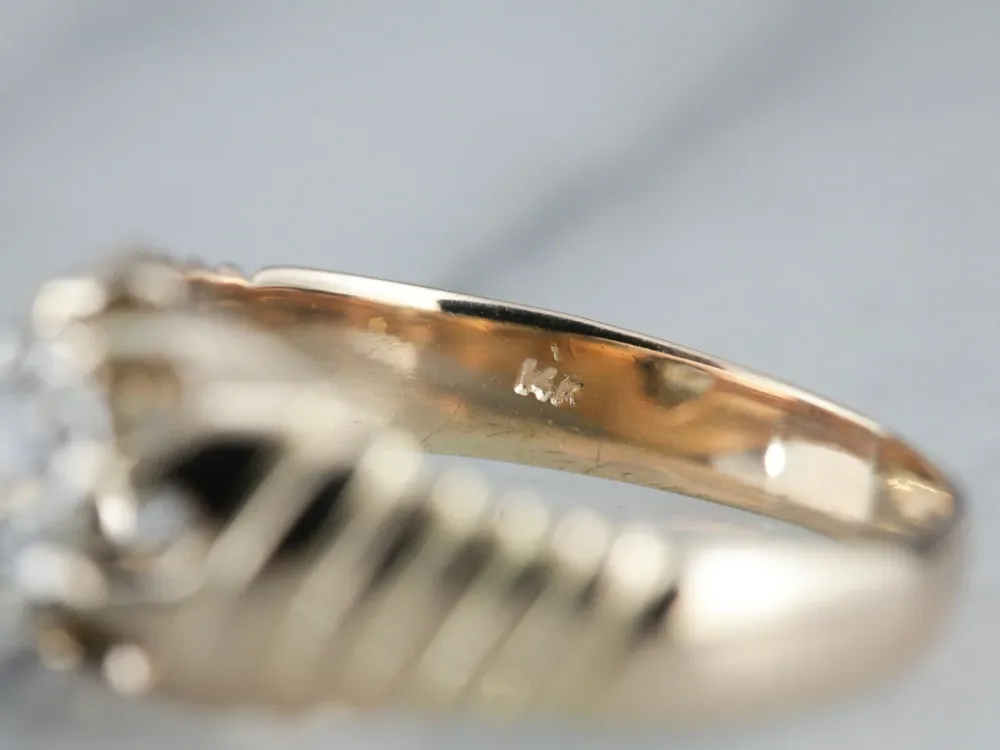 Belcher Set Diamond Solitaire Engagement Ring met beveiligingsplaat
