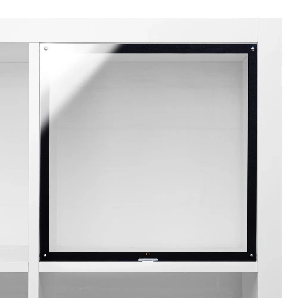 Massief Colour Window Display Solution IKEA® KALLAX voor smalle deuren