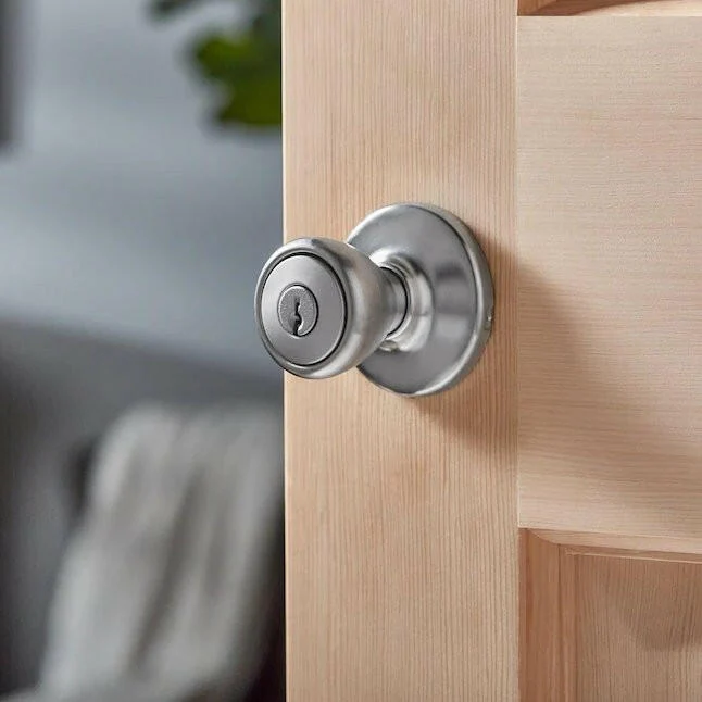 Anti-inbraak Kwikset Security Tylo Satijn Chrome Keyed Entry Door Knob