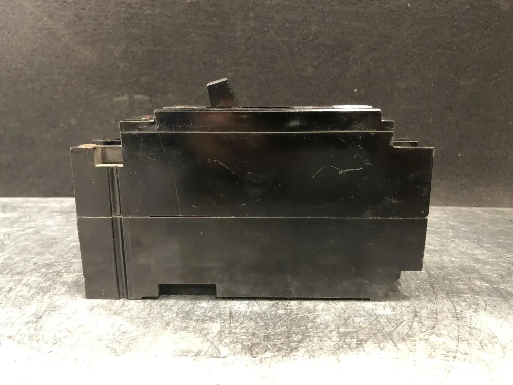 20 Amp, 1 Pole, 120 Volts Circuit Breaker EA1020