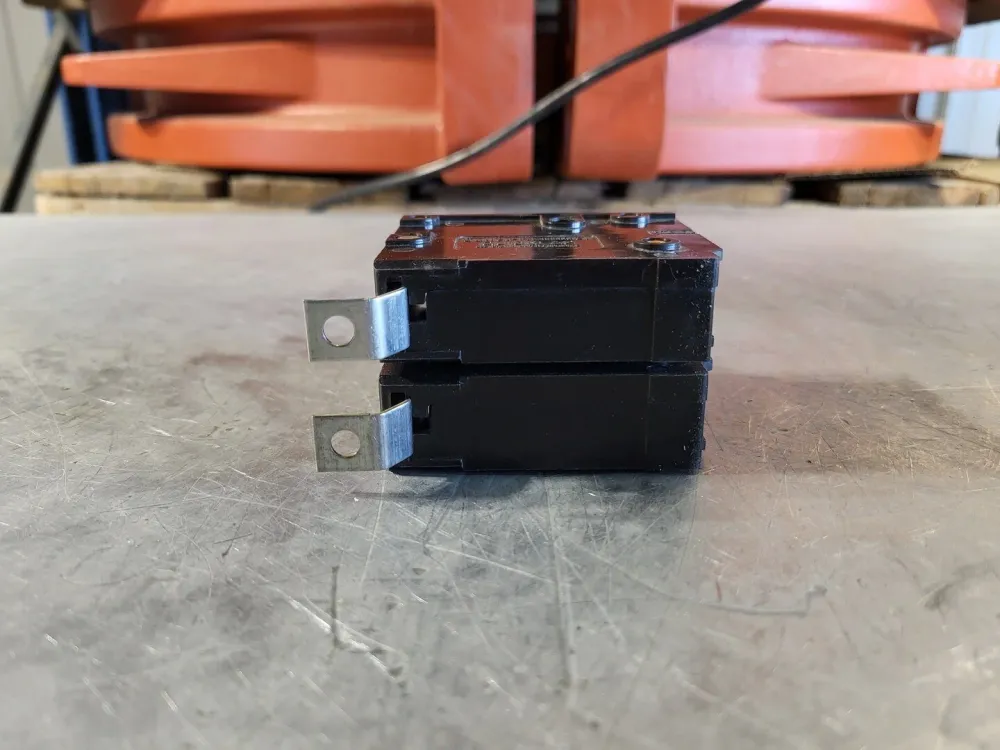 20 Amp, 2 Pole, 120/240 volts Circuit Breaker BAB2020H