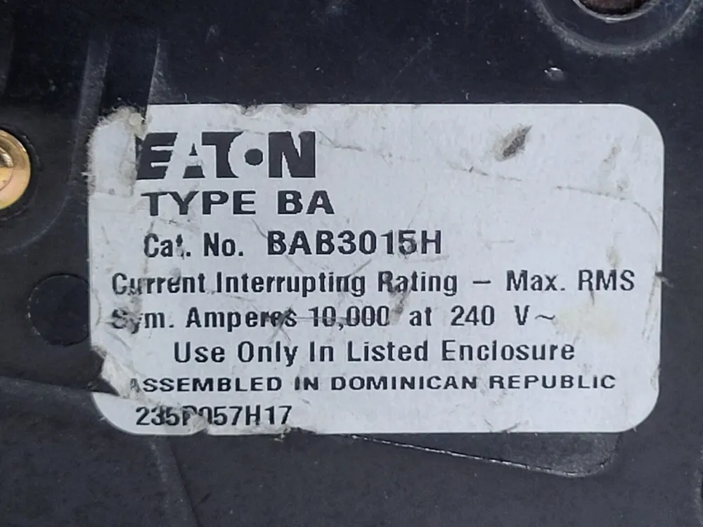 15 Amp, 3 Pole, 240 volts Circuit Breaker BAB3015H