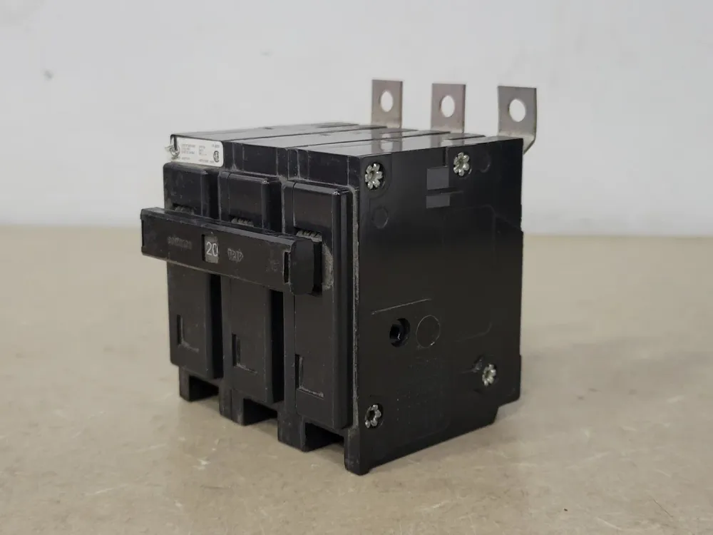 20 Amp, 3 Pole, 240 Volts Circuit Breaker BAB3020H