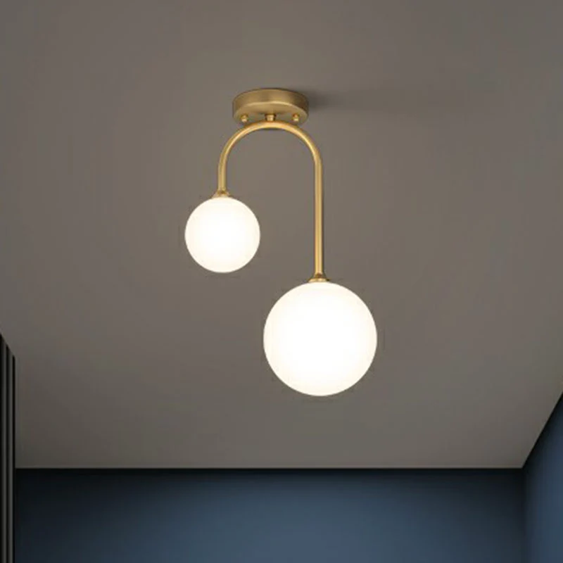 Bolvormige semi-inbouwplafondlamp Minimalistisch melkachtig glas 2-koppige gouden inbouwverlichting voor Woonkamer