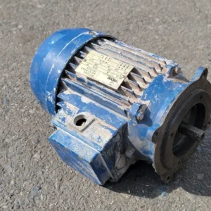 220 volts, 1700 Rpm Electric Motor ZK71