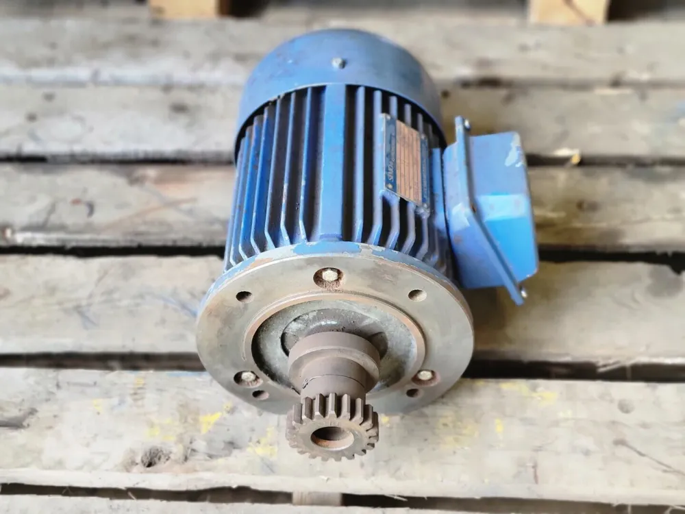 1.5 kW, 380 volts, 1400 rpm Electric Motor Y90L-4TH
