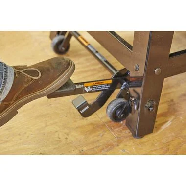 SAWSTOP Contractor Saw CNS™ 1.75HP 120V 60Hz 36" Vakkundig T-Glide Fence System