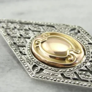Precisie Hand Set Marcasite Brooch Gouden Center