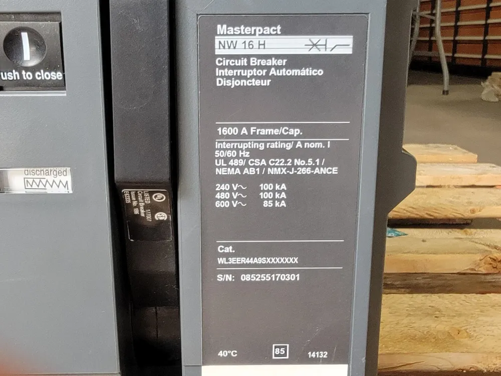 1600 Amp, 3 Pole, 600 Volt Circuit Breaker w/ Matching Rack NW16H
