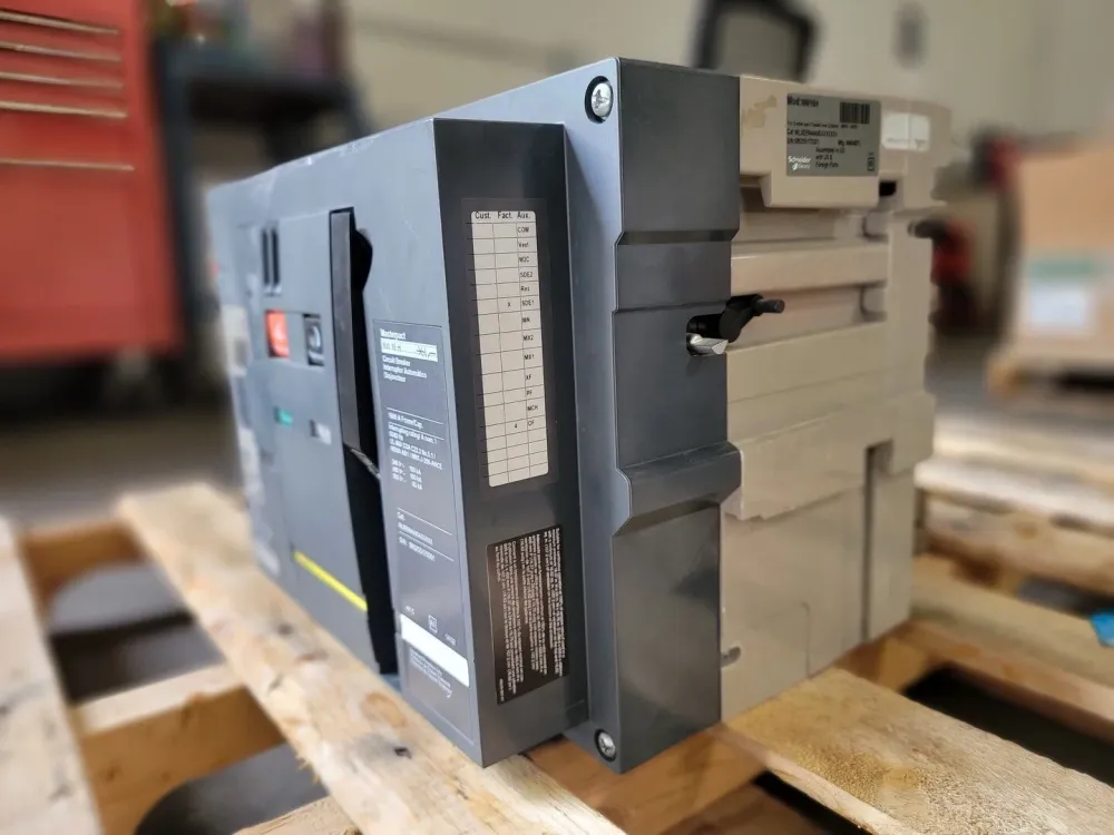 1600 Amp, 3 Pole, 600 Volt Circuit Breaker w/ Matching Rack NW16H