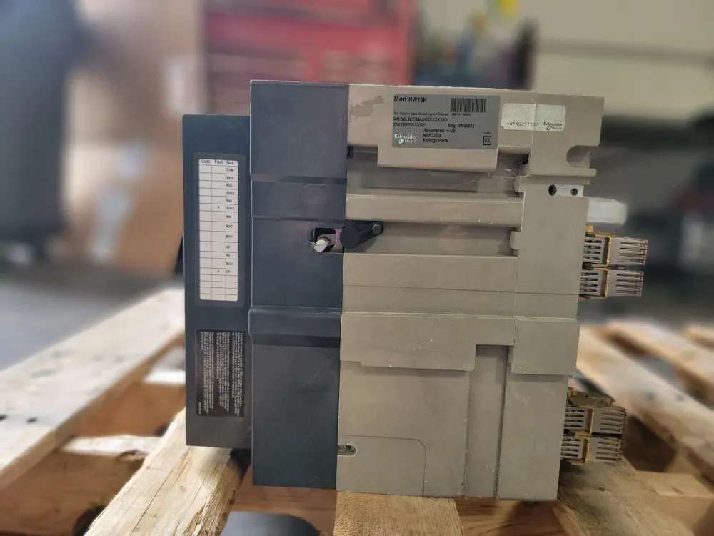 1600 Amp, 3 Pole, 600 Volt Circuit Breaker w/ Matching Rack NW16H