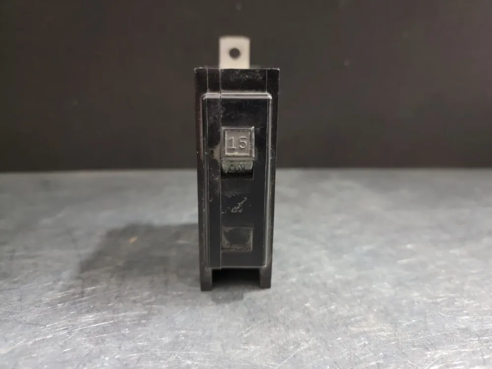15 Amp, 1 Pole, 240 volts Circuit Breaker BA115