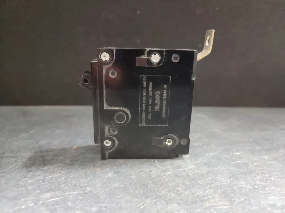 15 Amp, 1 Pole, 240 volts Circuit Breaker BA115