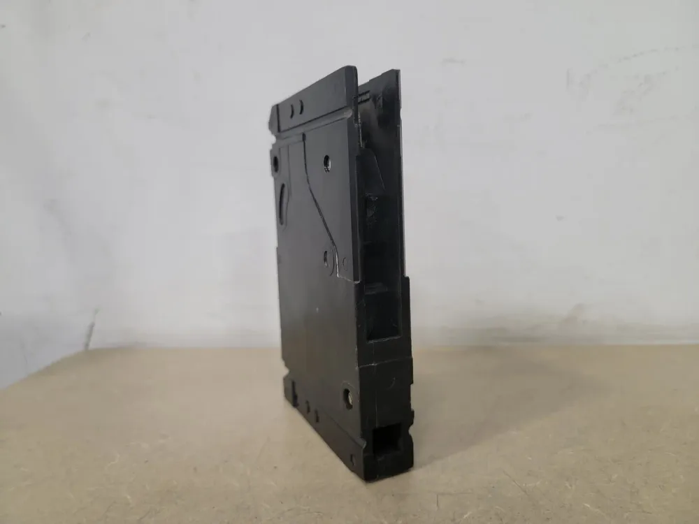 20 Amp, 1 Pole, 350 Volts Circuit Breaker E61B020