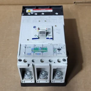 15 Amp, 4 Pole, 600 Volt Circuit Breaker 140G-J15H3-C15 met Overspanningsbeveiliging
