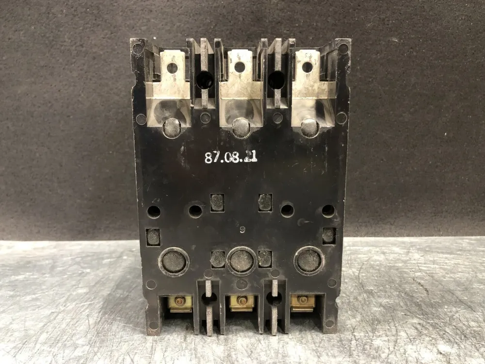 7 Amp, 3 Pole, 600 volts Circuit Breaker MCP0358S