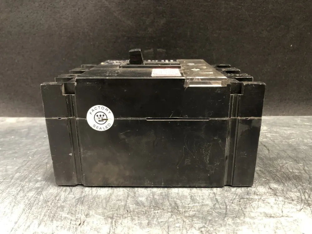 7 Amp, 3 Pole, 600 volts Circuit Breaker MCP0358S