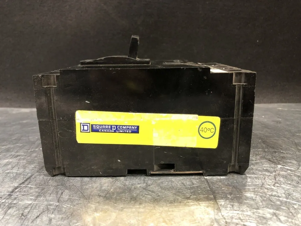 15 Amp, 3 Pole, 600 volts Circuit Breaker LB-782