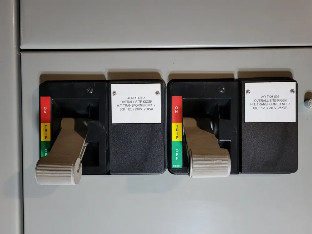 Din-rail 60A, 3 Pole, 600V Circuit Breaker HFD3060 Bucket Freedom 2100 MCC Frame
