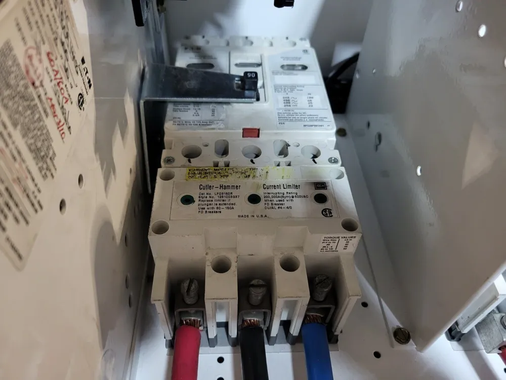 Din-rail 60A, 3 Pole, 600V Circuit Breaker HFD3060 Bucket Freedom 2100 MCC Frame