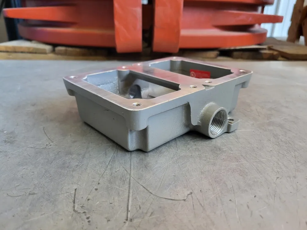 3/4" Lichtmetaal Feed-Thru, Double-Gang Splice Box FXB-11