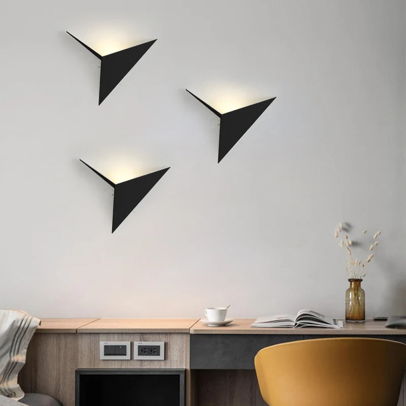 Triangle Sheet Wandlamp Eigentijds Acryl Zwart/Wit LED Wandkandelaar Warm/Wit Zwak