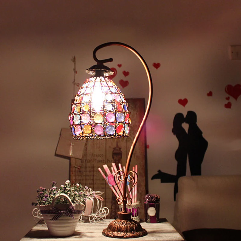 Zwanenhals slaapkamertafellamp Boheems acryl 1-lamps koperen nachtkastjelamp met kralenklokkap met SOS-functie