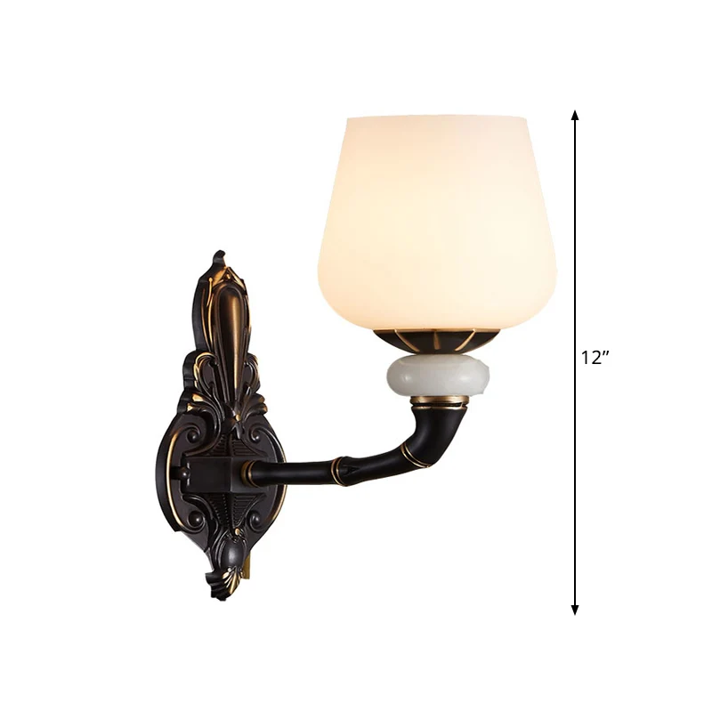 Zwart en goud bekervormige wandverlichting Traditionele opaalglazen 1/2-kops binnenwandlamp met SOS-functie