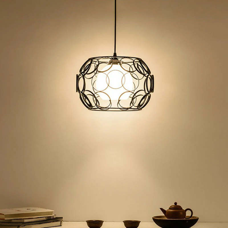 Energiezuinige Crèmekleurige Global-plafondlamp, industriële hangende hanglamp voor een enkel restaurant met metalen kooi
