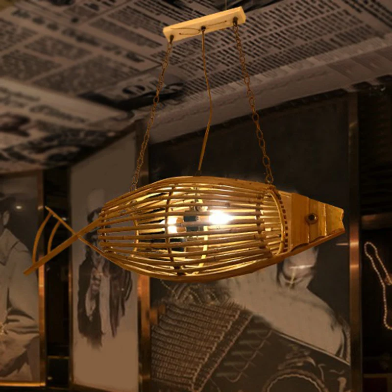 Hangende Pendant Bamboe geweven visvormige hangende plafondlamp Aziatische 1-lamp natuurtint ophangverlichting voor restau...