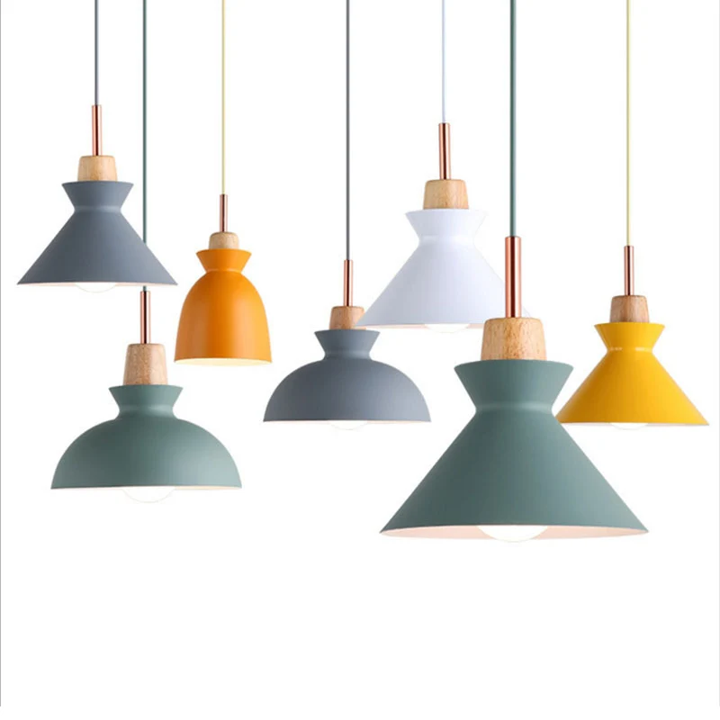 Moderne minimalistische hanglamp met houten blad Metaal Kleurrijke Macarons 1-lichts hanglamp met 3 Lichtpunten
