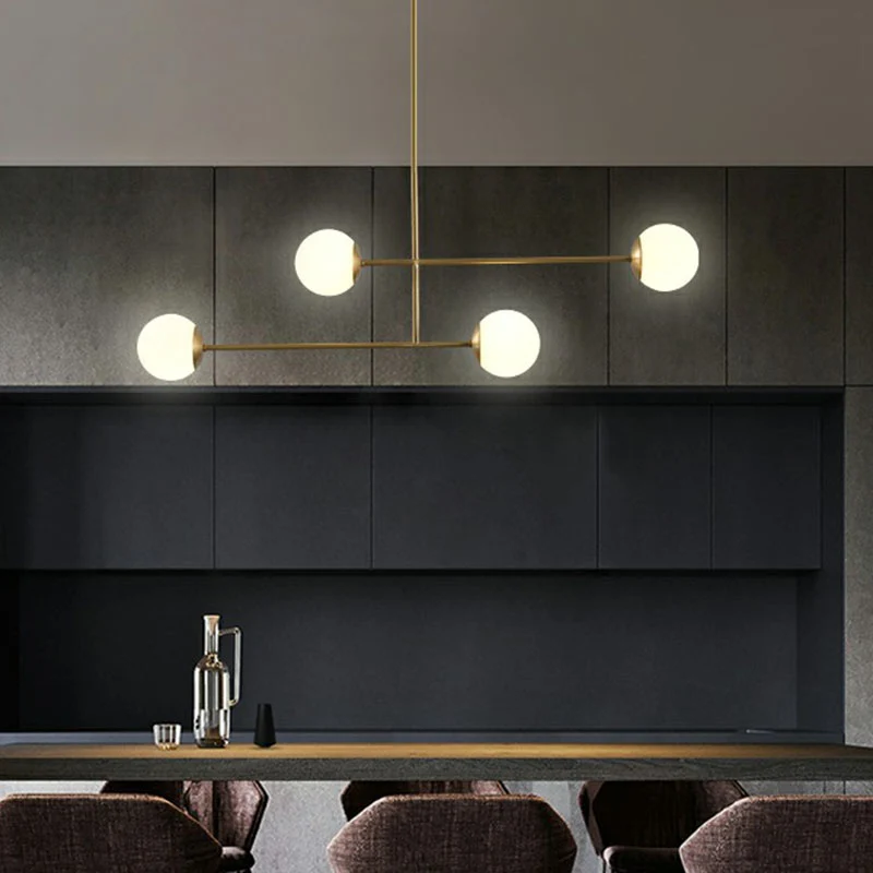 Parallelle hanglamp met gouden afwerking, minimalistische metalen eilandlamp met 4 lampen en lampenkap van opaalglas - 60c...