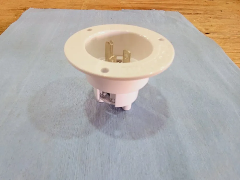 20 Amp Flanged Inlet Plug Nema 5-20 voor isolatiematerialen