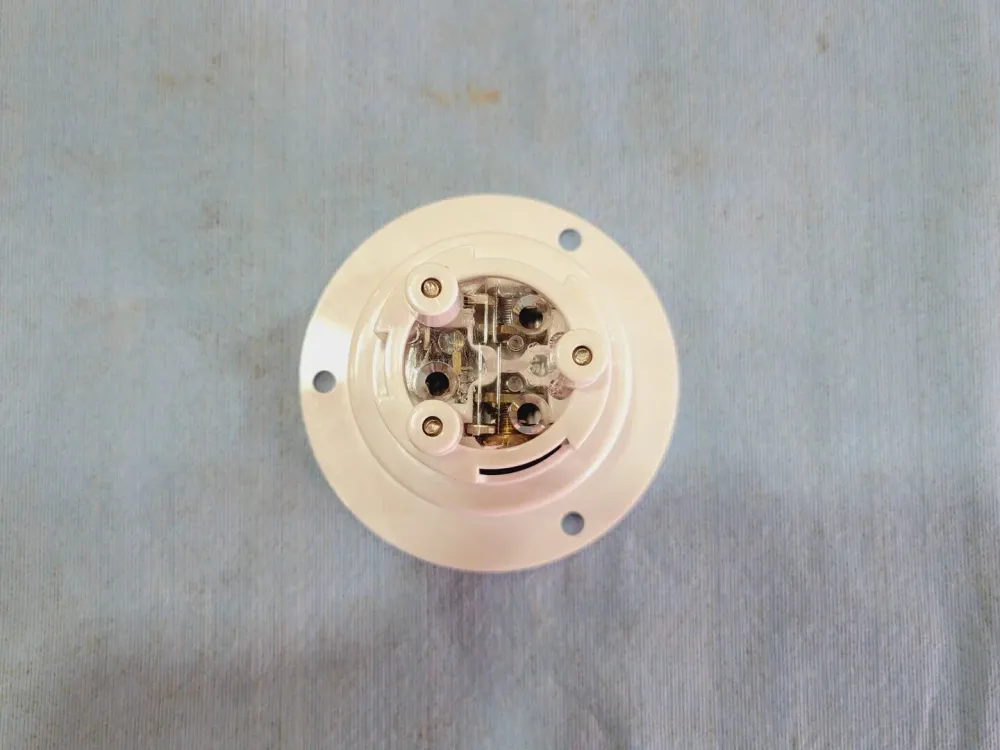 20 Amp Flanged Inlet Plug Nema 5-20 voor isolatiematerialen