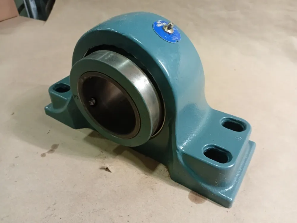 Pillow Block Bearing 2-15/16" Bore, EP4B-S2-215R vanuit Zweeds Ontwerp