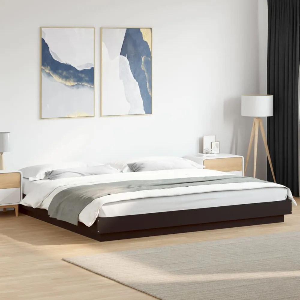 Bedframe met LED-verlichting bewerkt hout zwart 180x200 cm