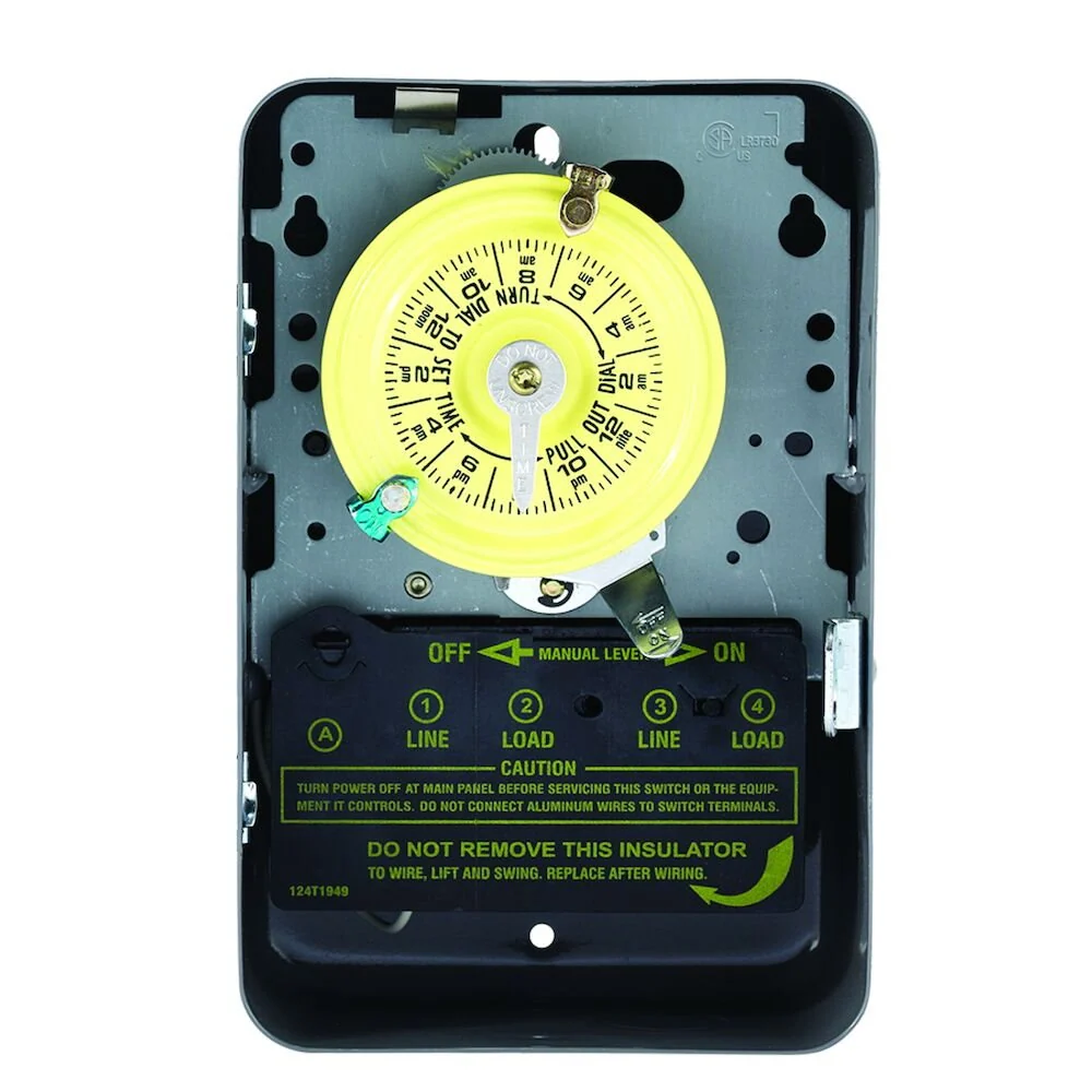 Intermatic - T103 - 24-Hour Mechanical Time Switch, 120 VAC, DPST, Indoor Metaal Enclosure