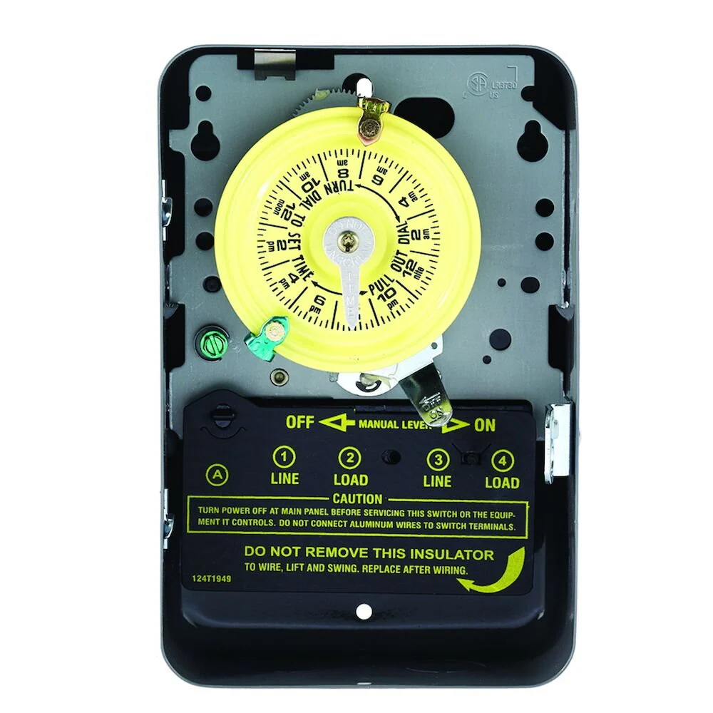 Intermatic - T104 - 24-Hour Mechanical Time Switch, 208-277 VAC, 60Hz, DPST, Indoor Metaal Enclosure, 1 Hour Interval