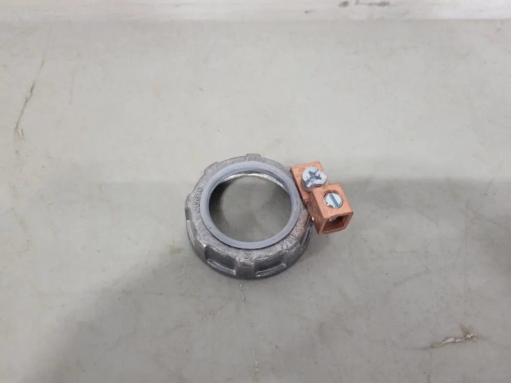 1-1/4" Insulated Grounding Bushing CI2610 (Box 50)
