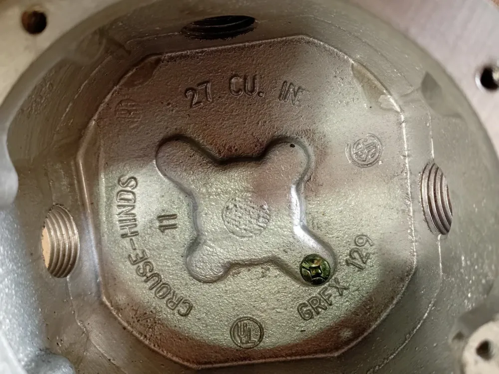 1/2" Conduit Outlet Body GRFX129, 2-1/16" Deep met 2 Accu's