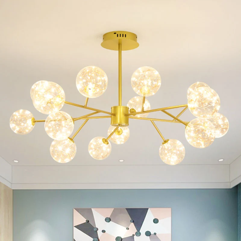 Gouden bolvormige plafondkroonluchter moderne stijl glanzend glas LED-sterrenhanglampset